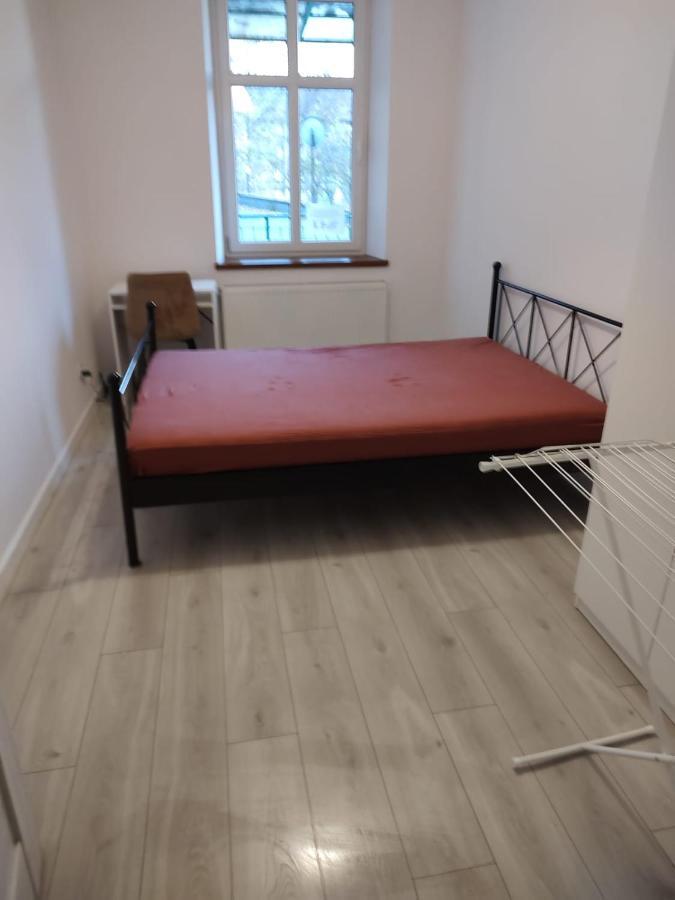 Tanie Noclegowanie Apartament *